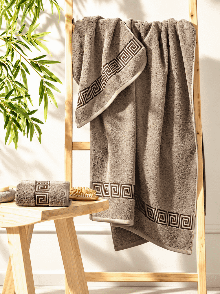 Picasso 3-Piece Towel Set Greek Key Border