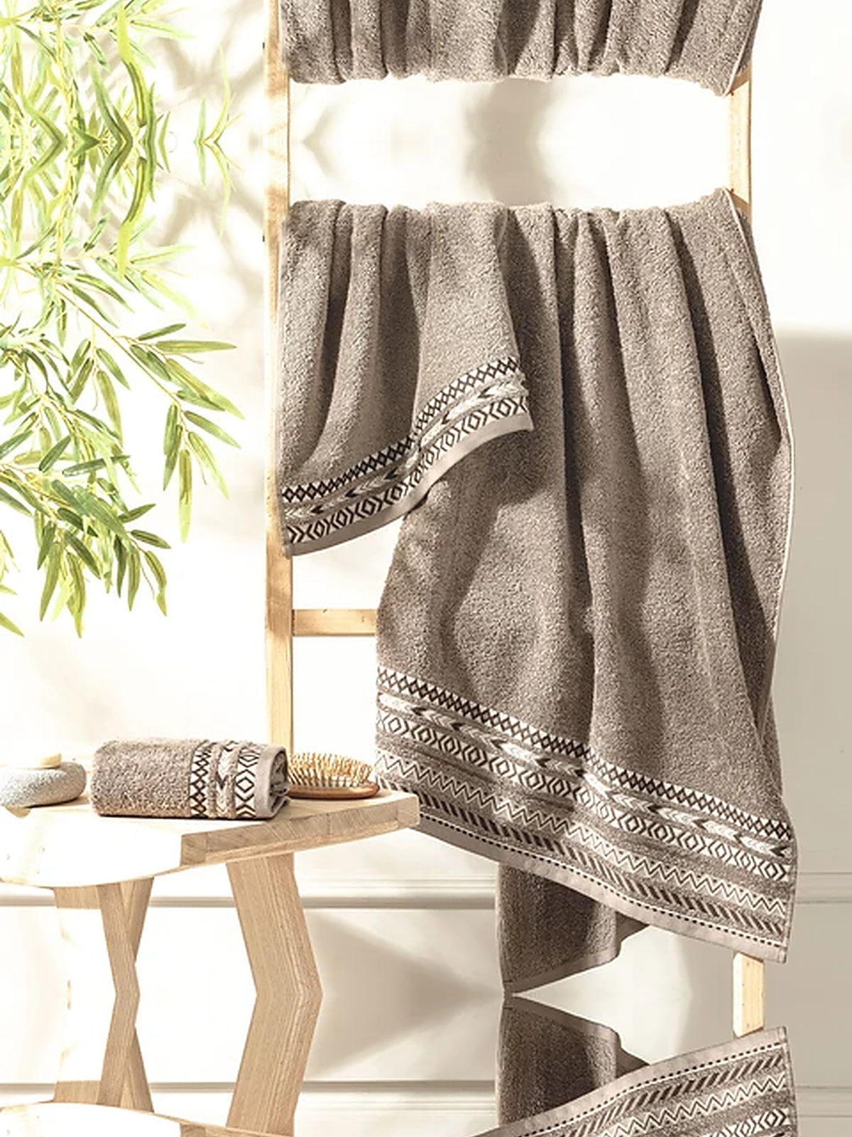 Picasso 3-Piece Towel Set Tribal Border