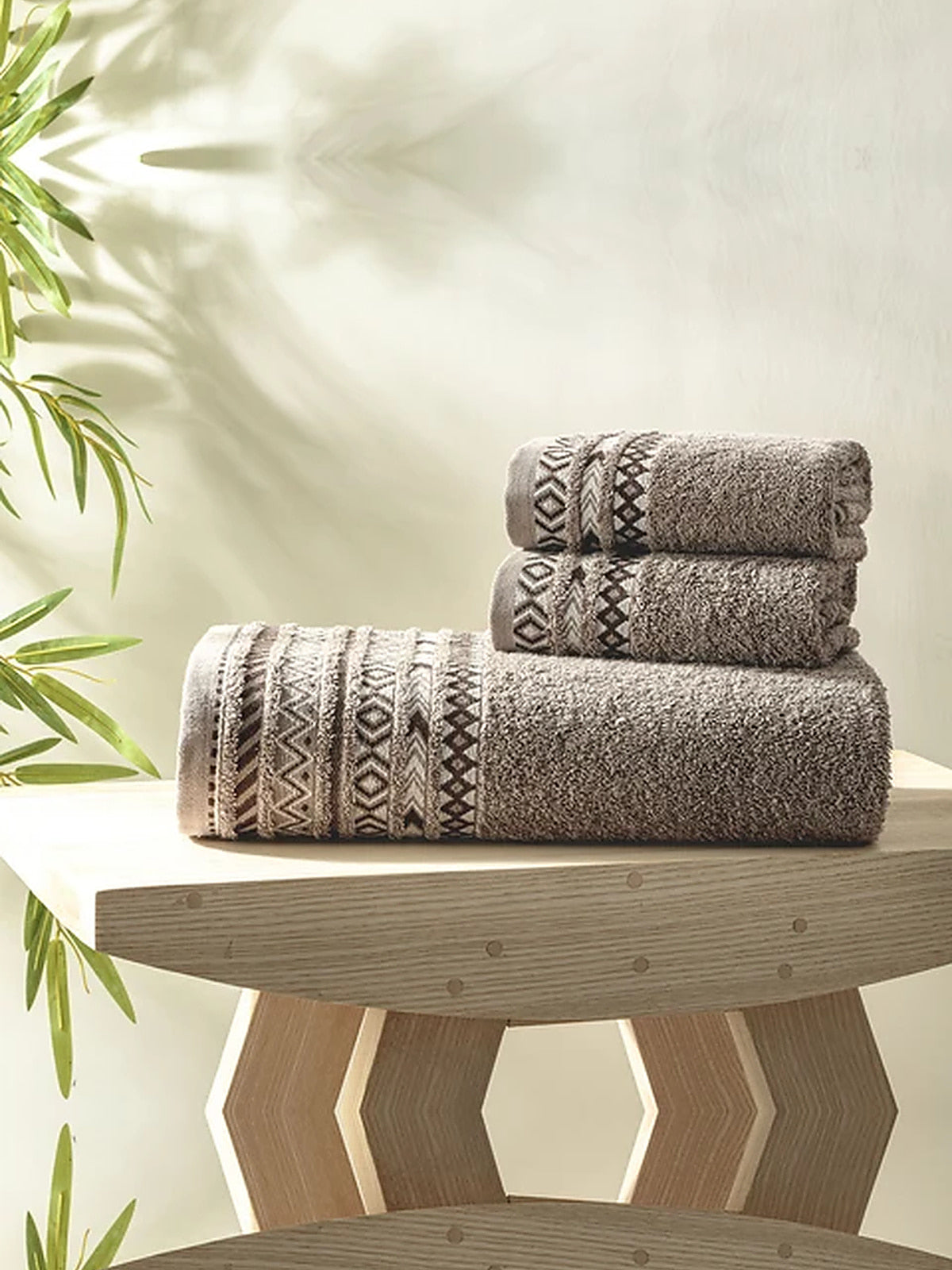 Picasso 3-Piece Towel Set Tribal Border