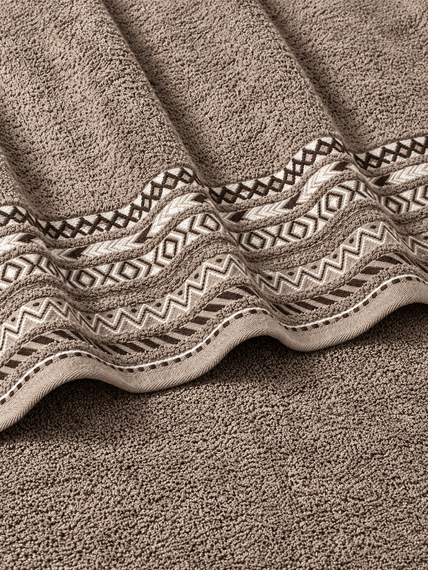 Picasso Bath Towel Tribal Border