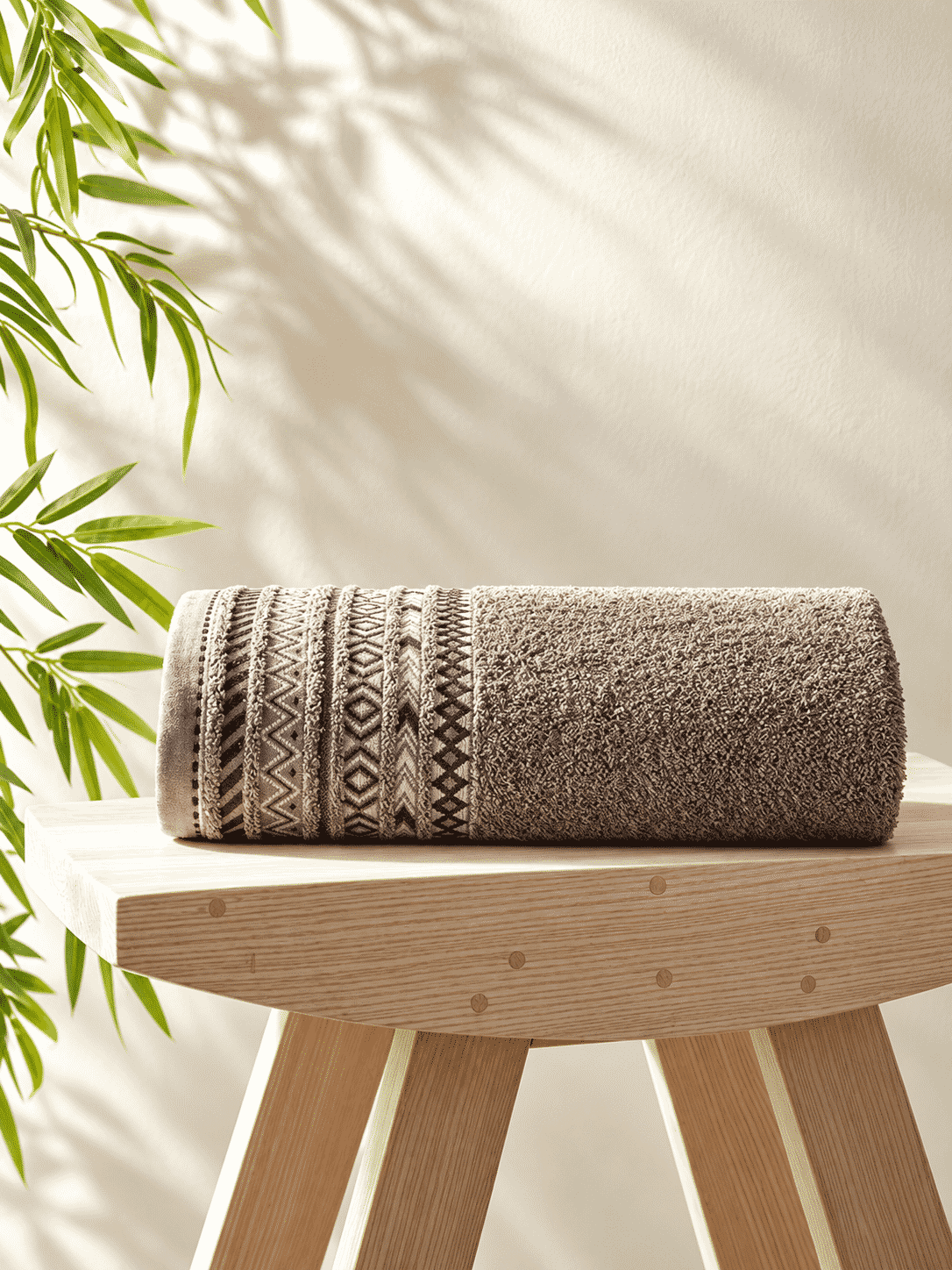 Picasso Bath Towel Tribal Border