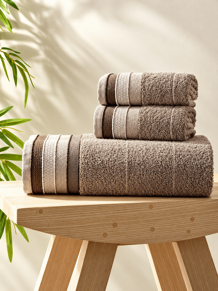 Picasso 3-Piece Towel Set Linear Border