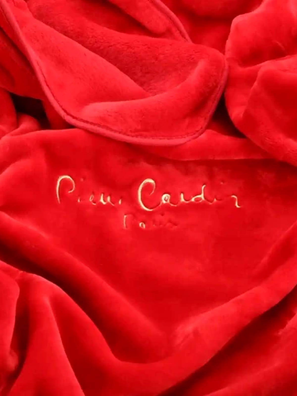 Pierre Cardin Nancy Blankets