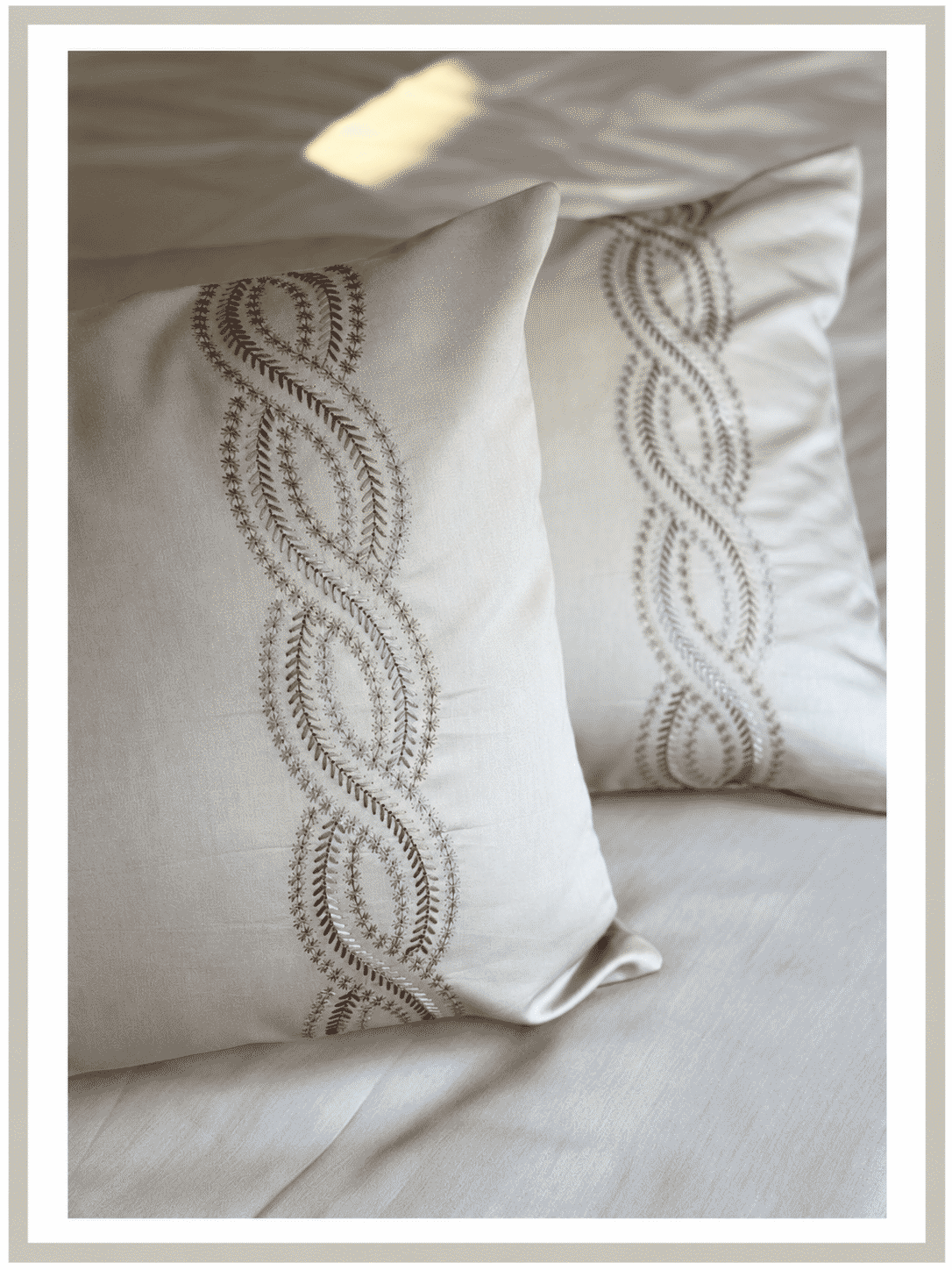Syona-Lily-1000TC-Cotton-King-Size-Bedsheet