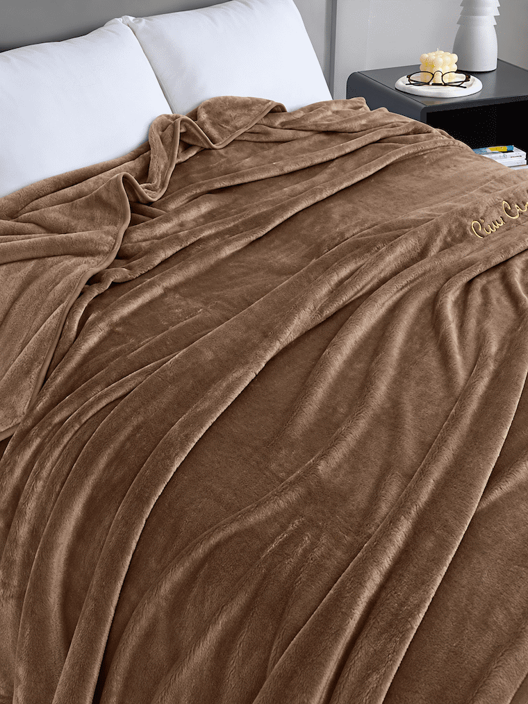 Pierre Cardin Roche 745 Blanket - Jagdishstoreonline 