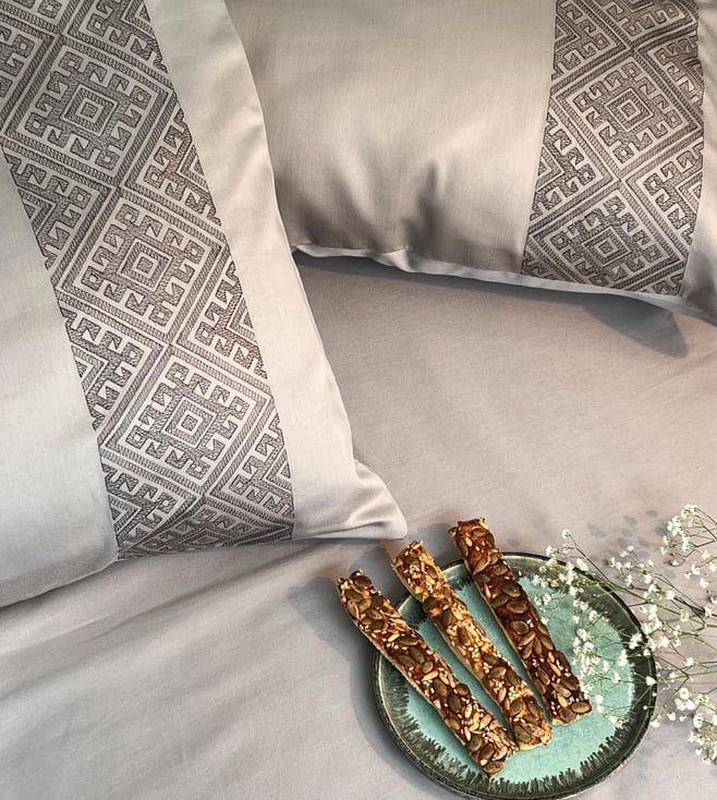 Silver grey bedding with a diamond-lattice embroidered panel, Silver Arcane Collection