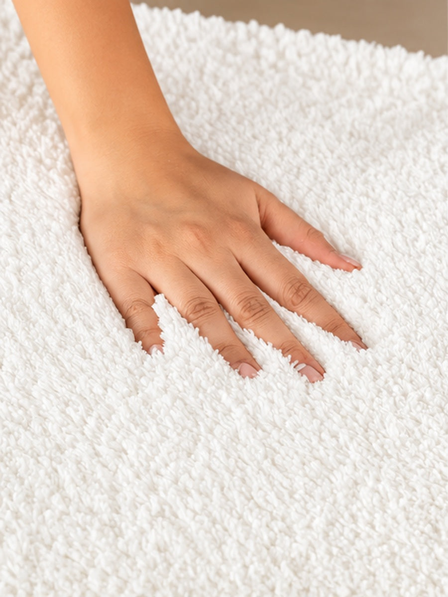 Round Lamb Bathmat