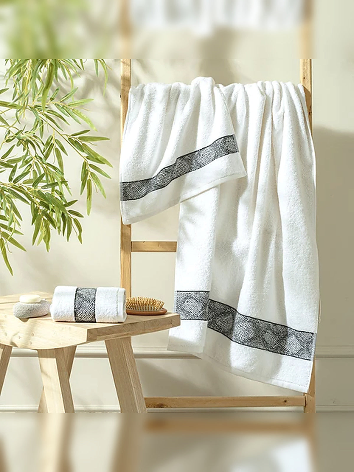Picasso 3-Piece Towel Set Diamond Border