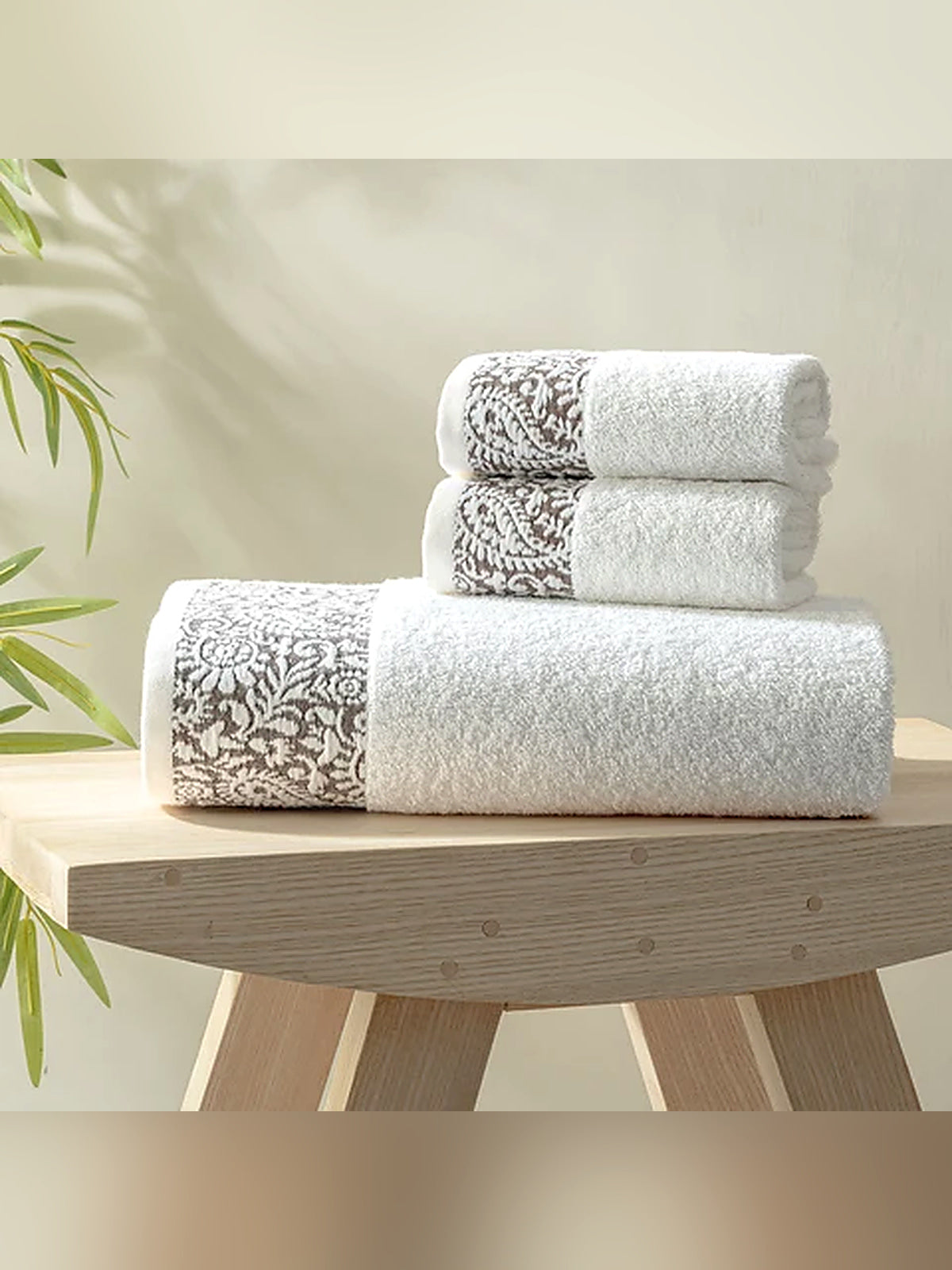 Picasso 3-Piece Towel Set Floral Border