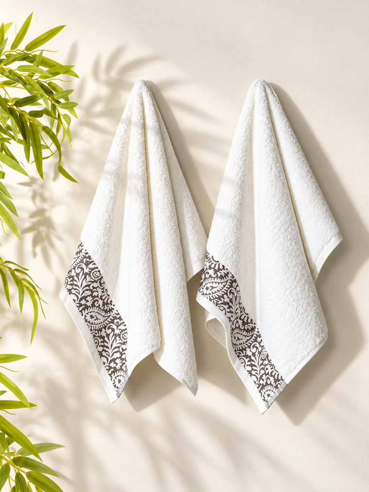 Picasso Hand Towel Floral Border