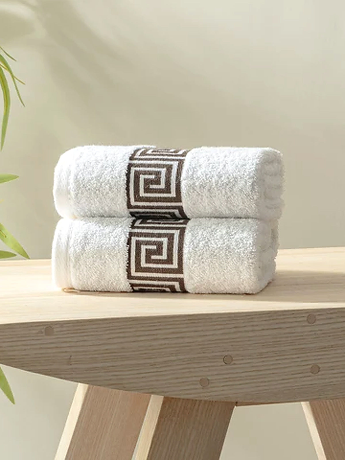 Picasso Hand Towel Greek Key Border