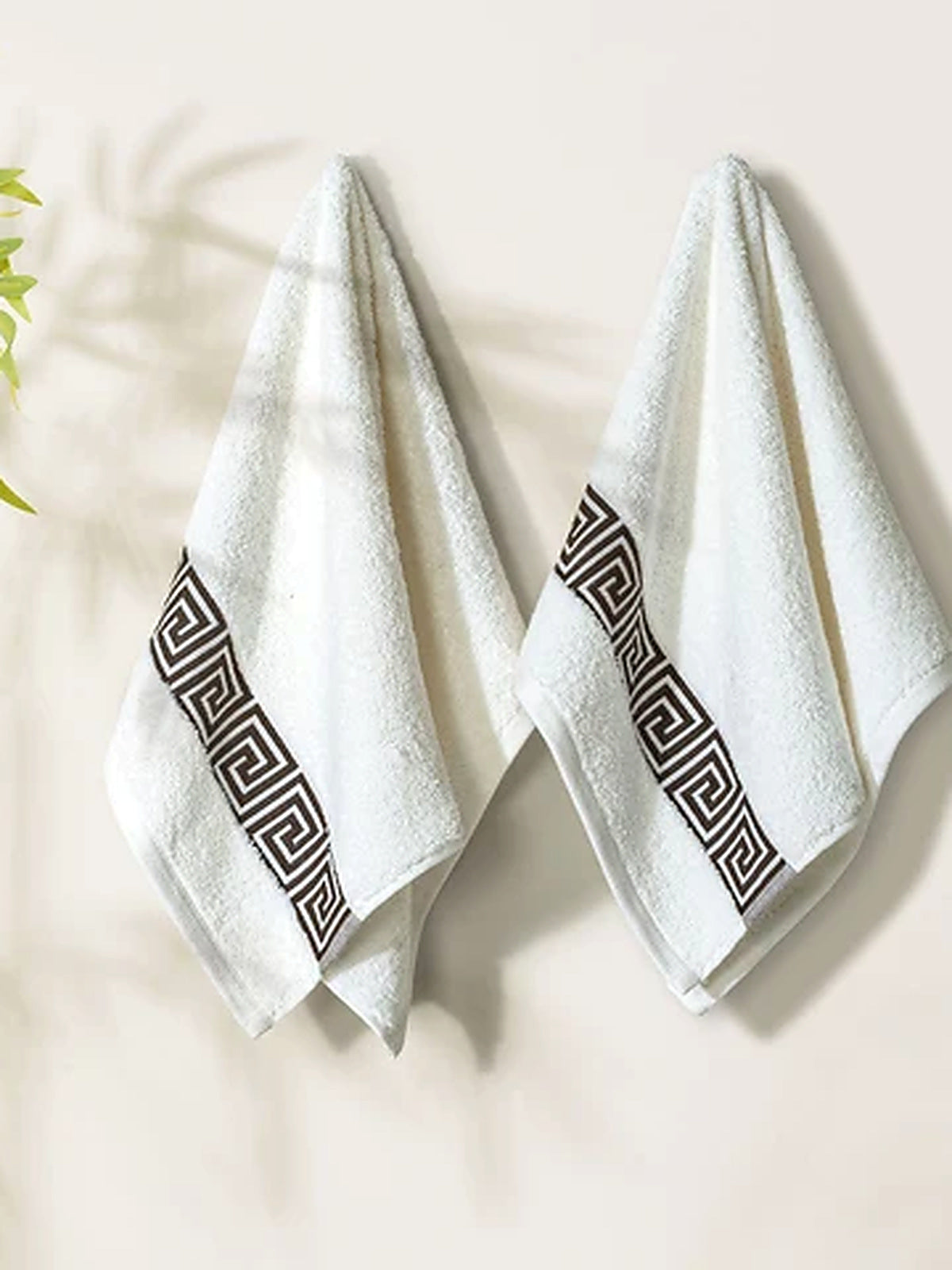 Picasso Hand Towel Greek Key Border