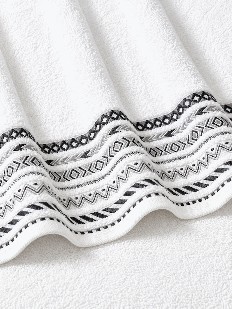 Picasso Bath Towel Tribal Border