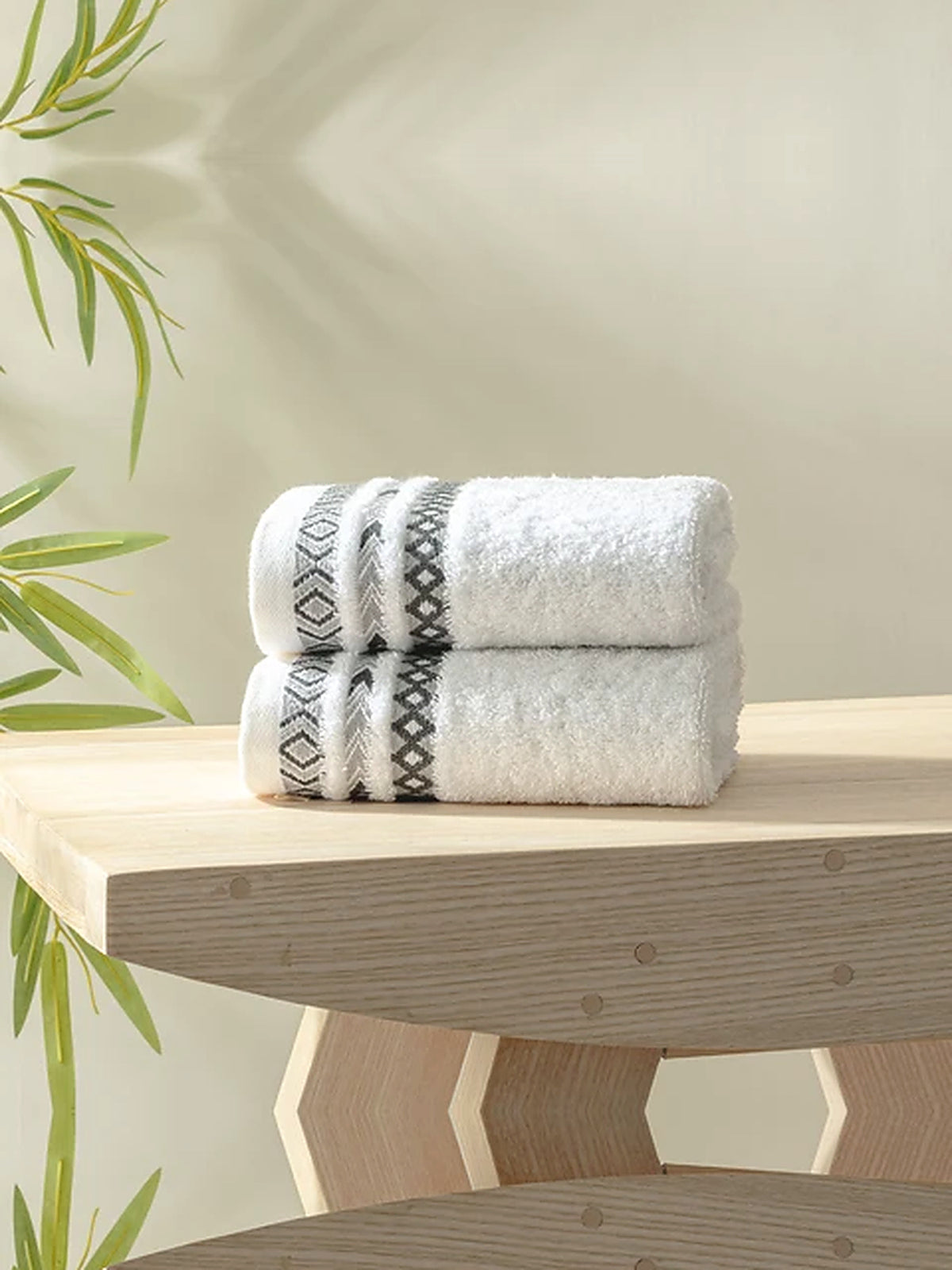 Picasso Hand Towel Tribal Border