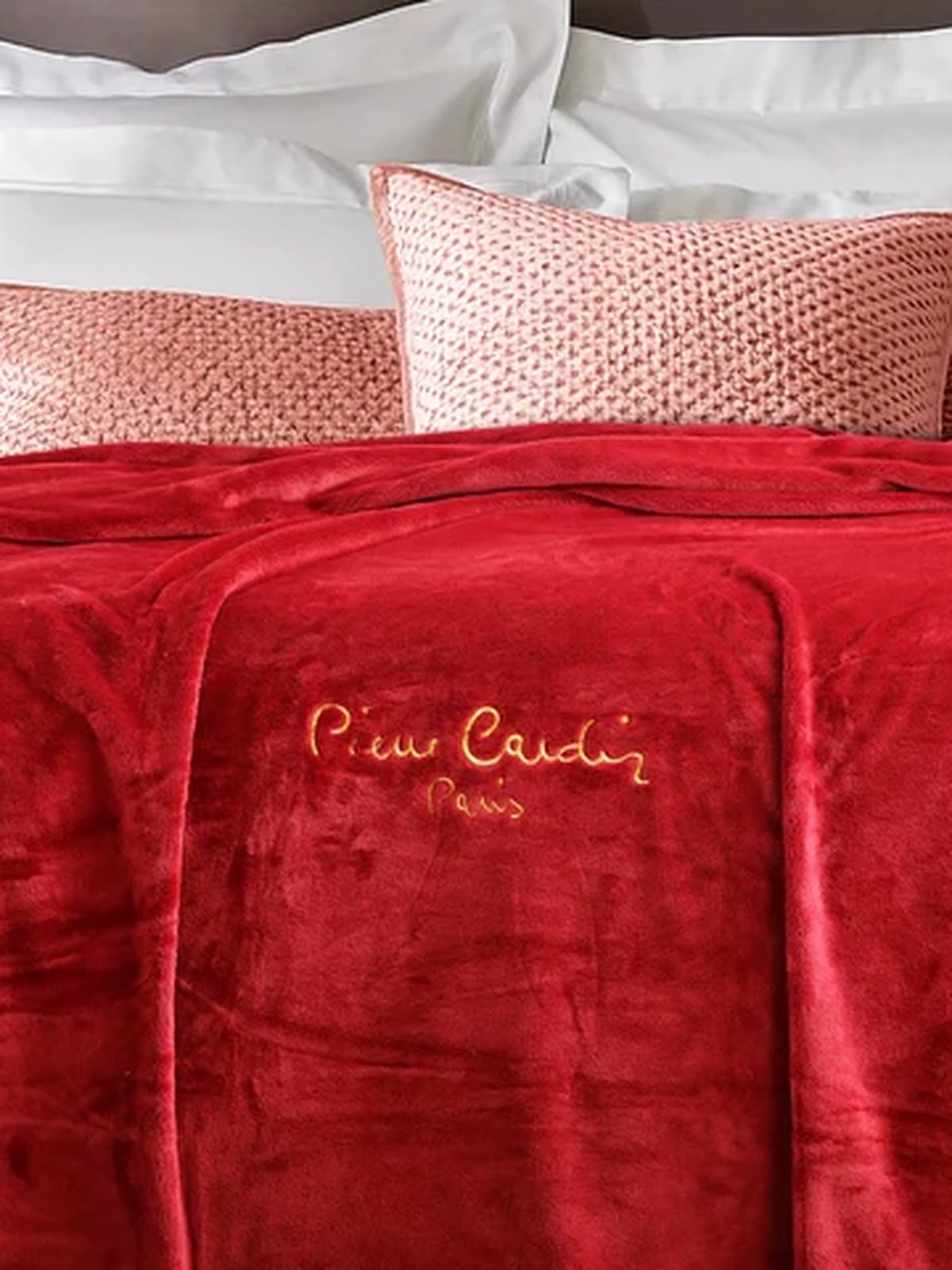 Pierre Cardin Roche 745 Blanket
