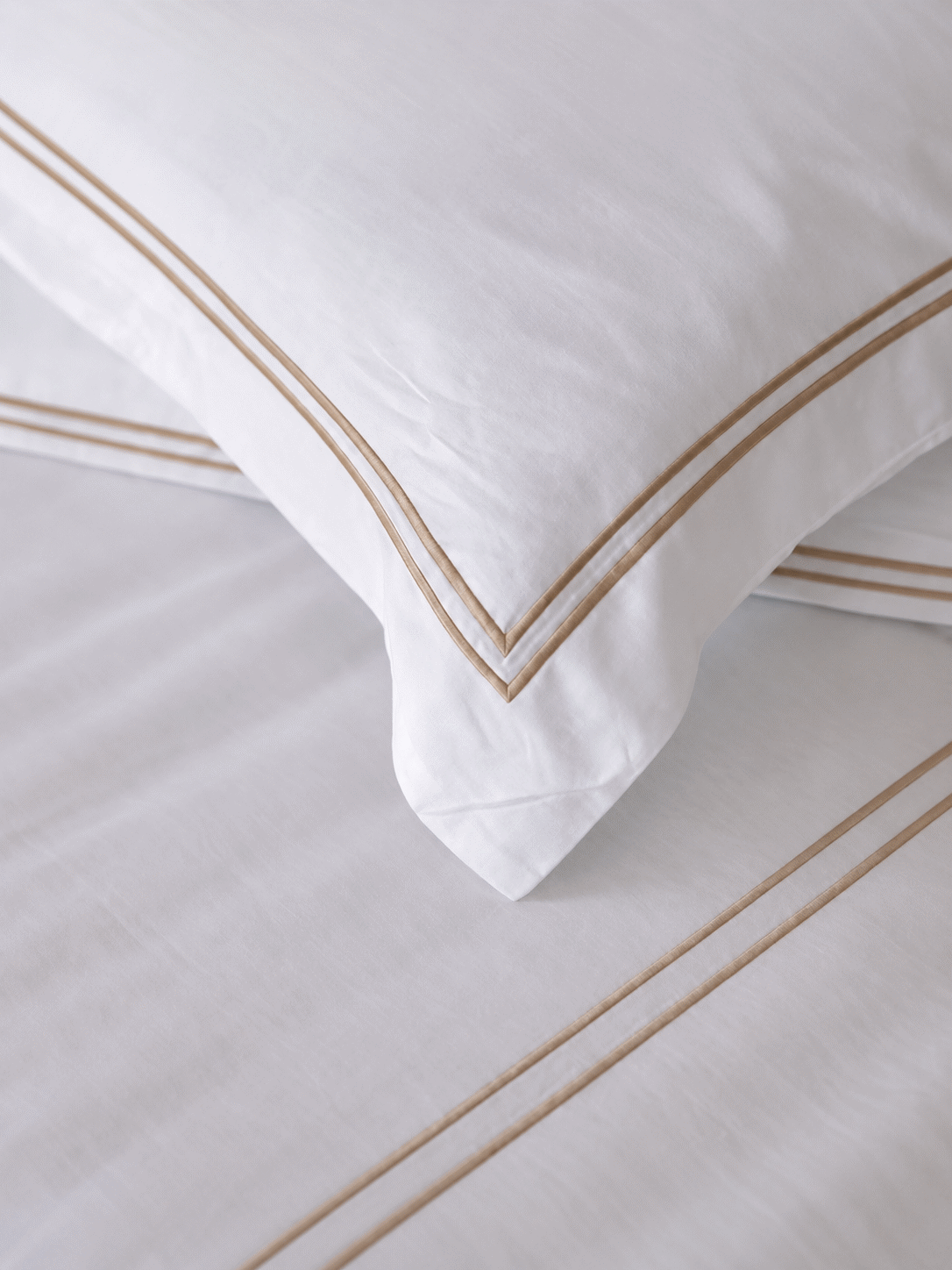 Merrowing 800 TC Cotton Queen Size Duvet Cover with Pillowcases
