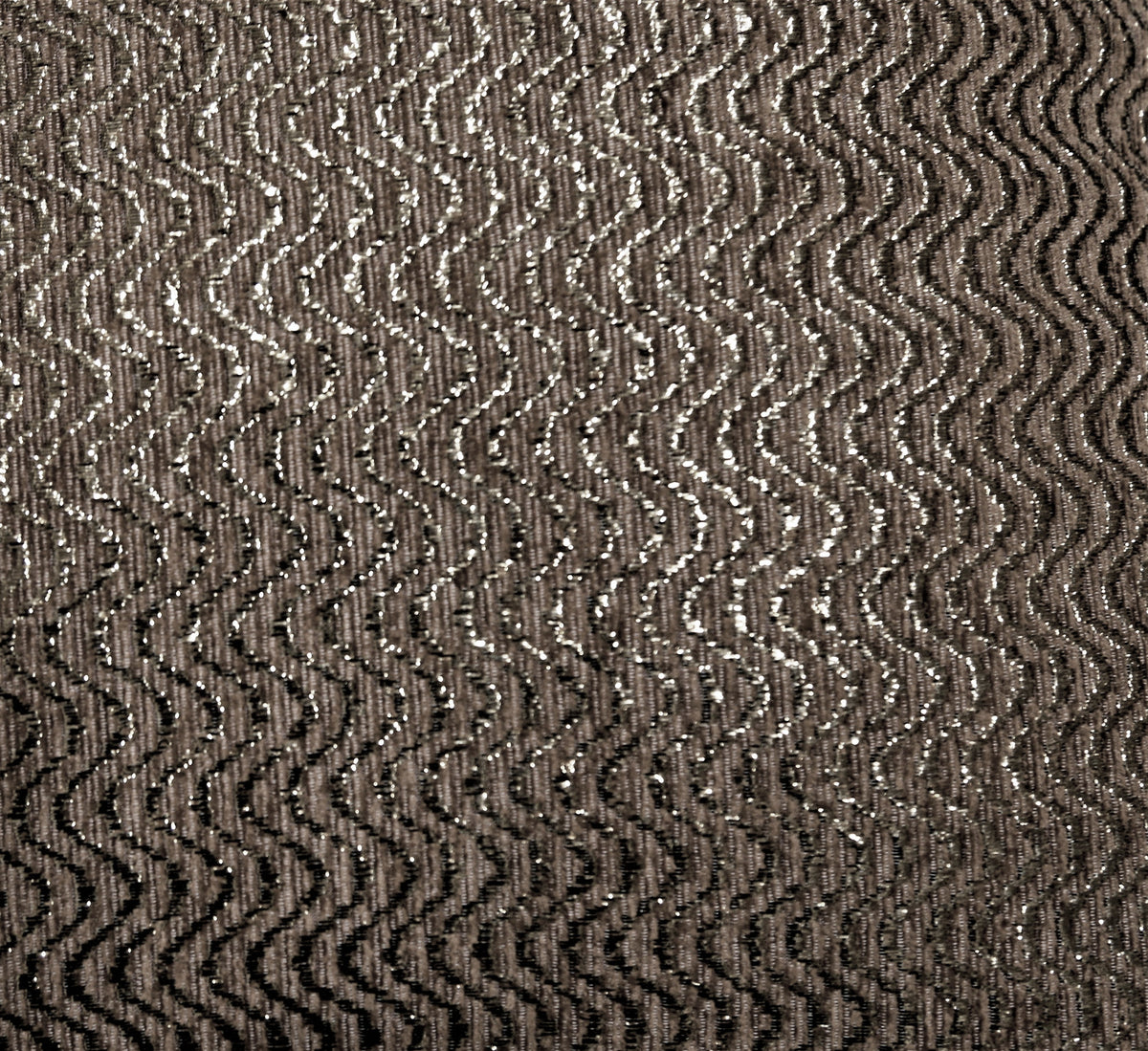 Close-up of the metallic wavy chevron weave