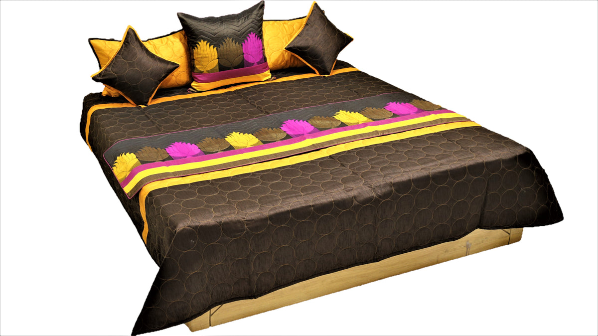Dark brown reverse side with circle quilting and matching lotus applique band