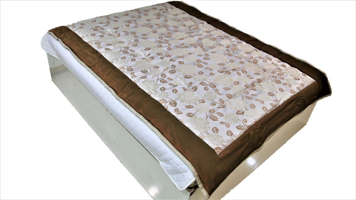 Brown Polycotton Quilt front view