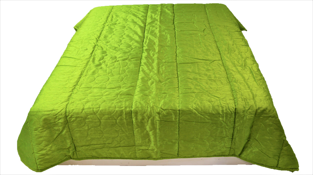 Plain(Green) PolySilk Quilt (90x100 Inch)-400 GSM - Jagdish Store Online Since 1965