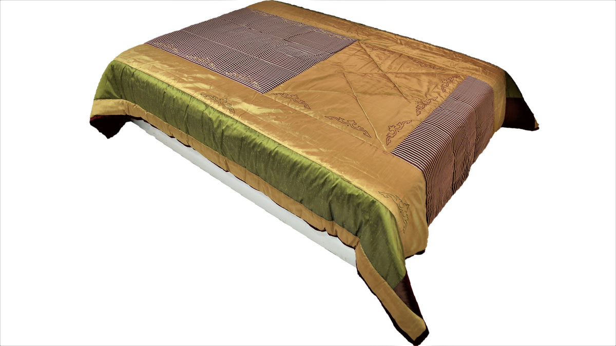 Beige Embroidered Polycotton Quilt front view